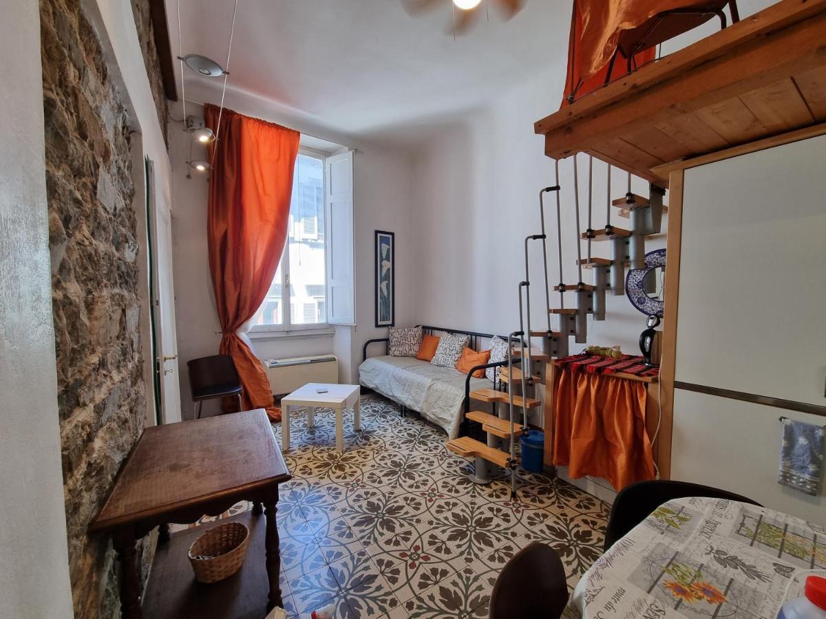 La Sede Dell'Arte Monolocale Studio E Camere In Torre Medievale Vicino A Duomo E Piazza Signoria Florença Exterior foto