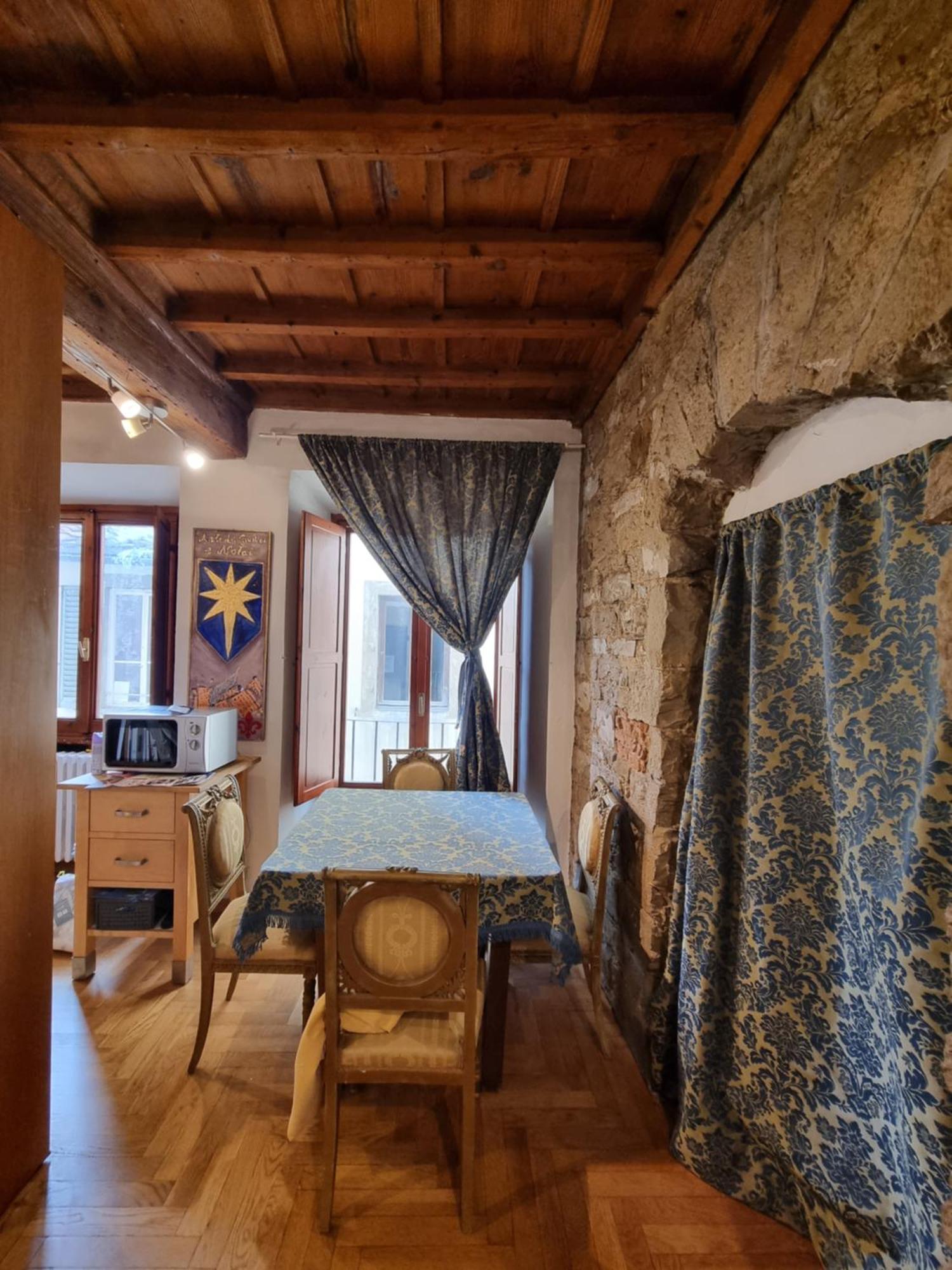 La Sede Dell'Arte Monolocale Studio E Camere In Torre Medievale Vicino A Duomo E Piazza Signoria Florença Exterior foto