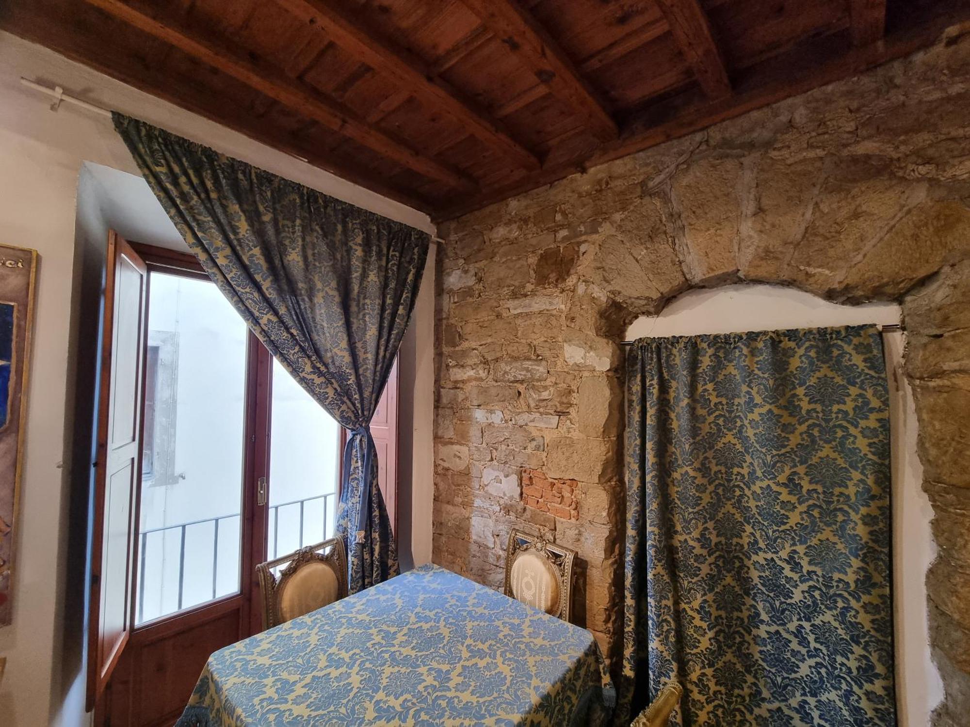 La Sede Dell'Arte Monolocale Studio E Camere In Torre Medievale Vicino A Duomo E Piazza Signoria Florença Exterior foto