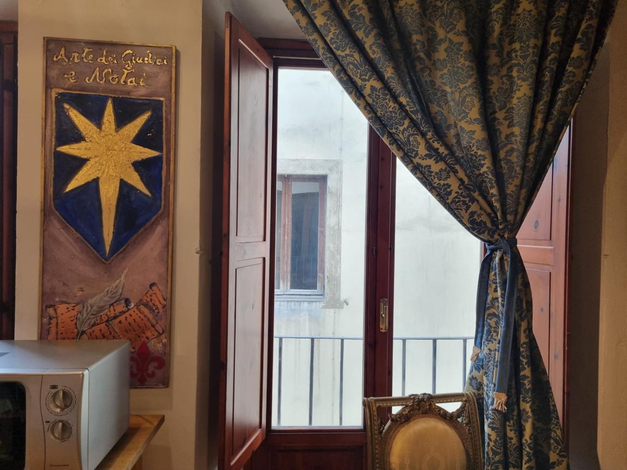 La Sede Dell'Arte Monolocale Studio E Camere In Torre Medievale Vicino A Duomo E Piazza Signoria Florença Exterior foto