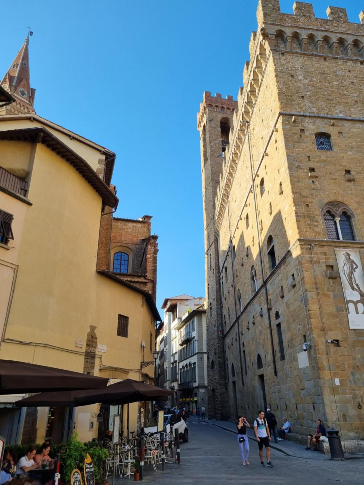 La Sede Dell'Arte Monolocale Studio E Camere In Torre Medievale Vicino A Duomo E Piazza Signoria Florença Exterior foto