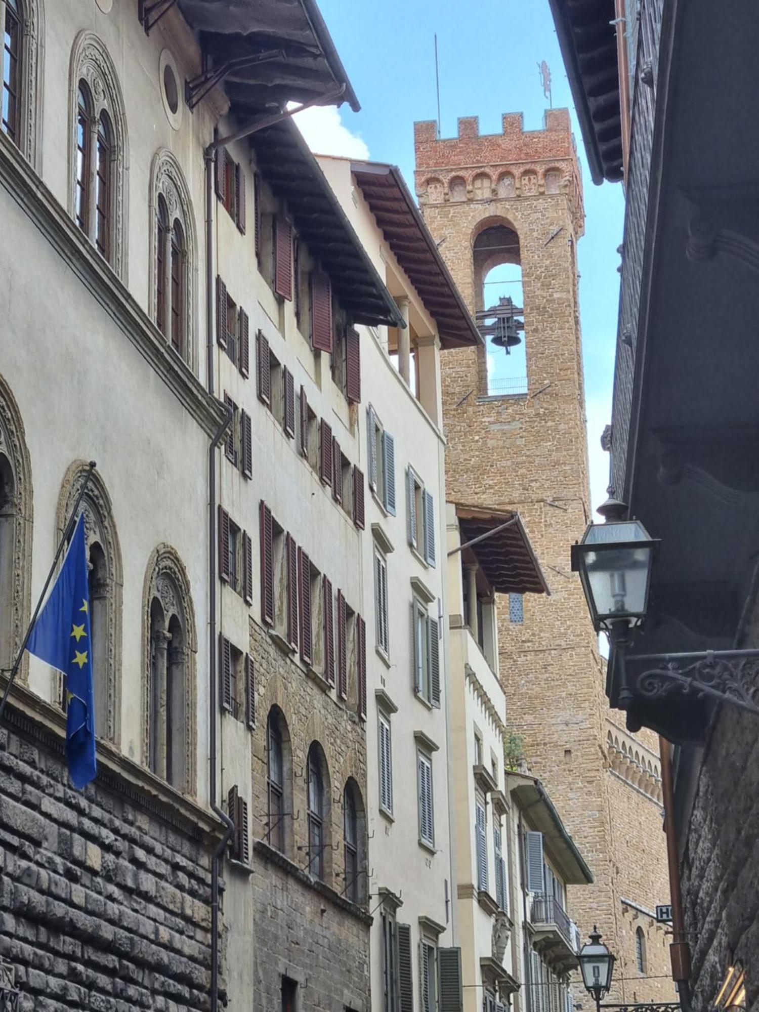 La Sede Dell'Arte Monolocale Studio E Camere In Torre Medievale Vicino A Duomo E Piazza Signoria Florença Exterior foto