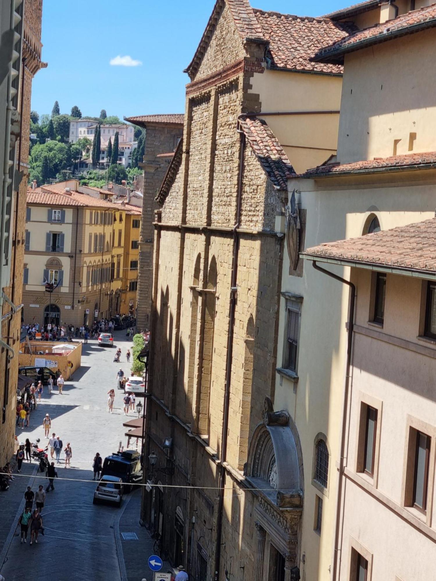 La Sede Dell'Arte Monolocale Studio E Camere In Torre Medievale Vicino A Duomo E Piazza Signoria Florença Exterior foto